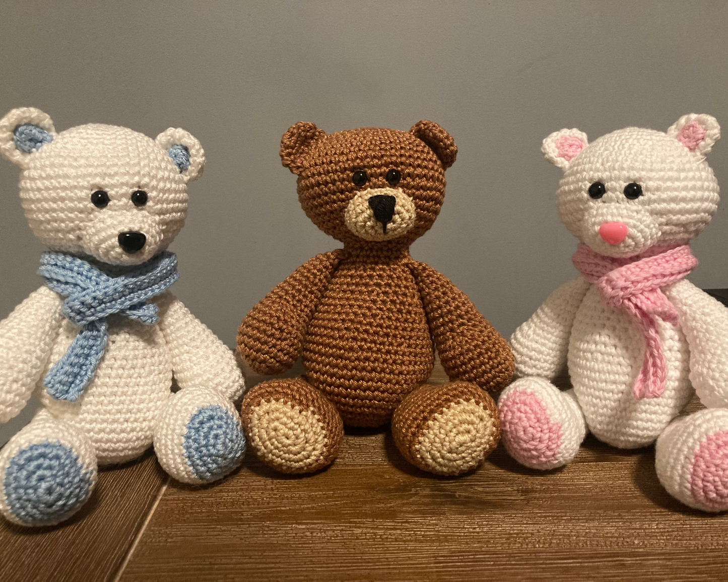 Wolk wandlamp gepersonaliseerd met beertje op schommel