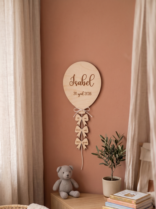 Houten ballon wandlamp sierlijk
