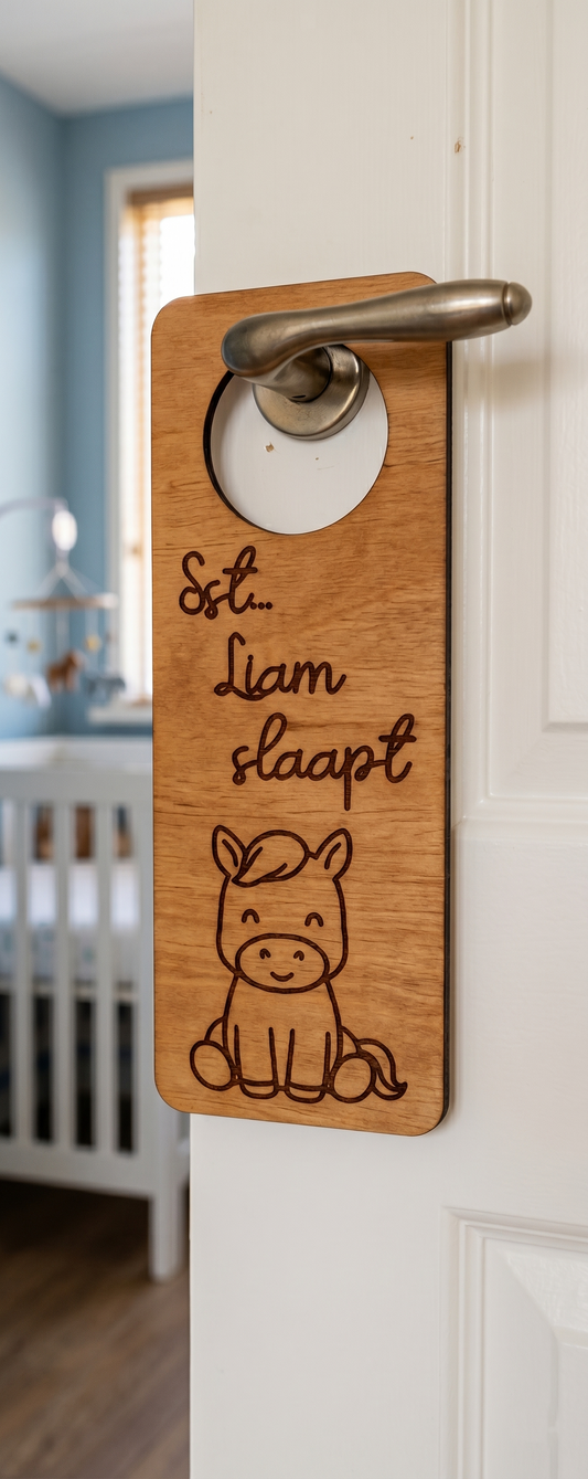 Houten deurhanger dicht