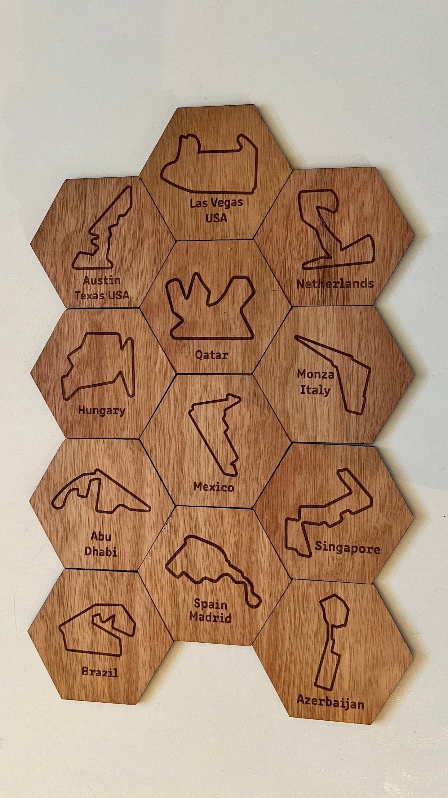 Houten onderzetters F1